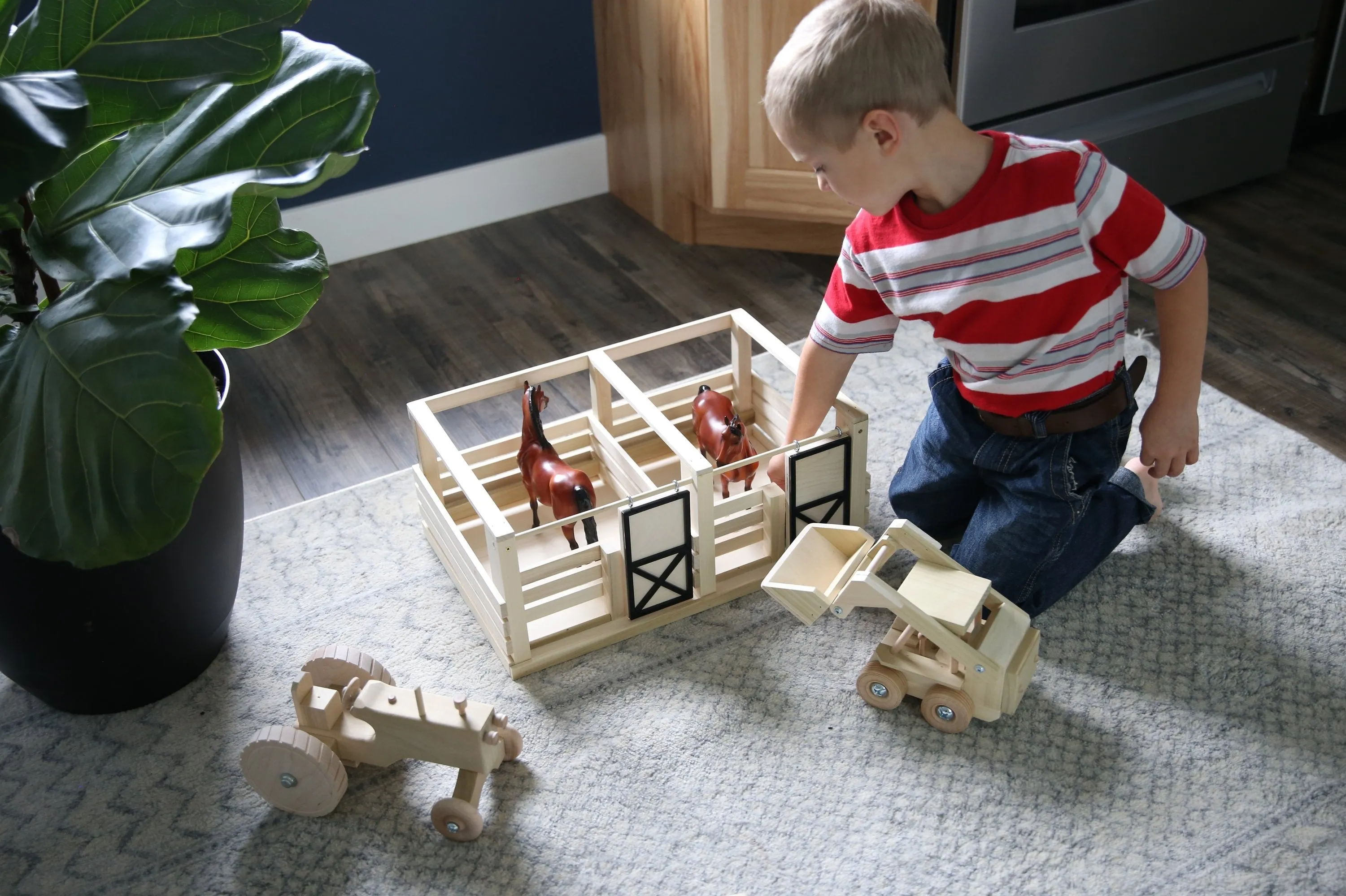 Amish-Made Toy Wooden 2 Stall Horse Stable with Sliding Stall Doors