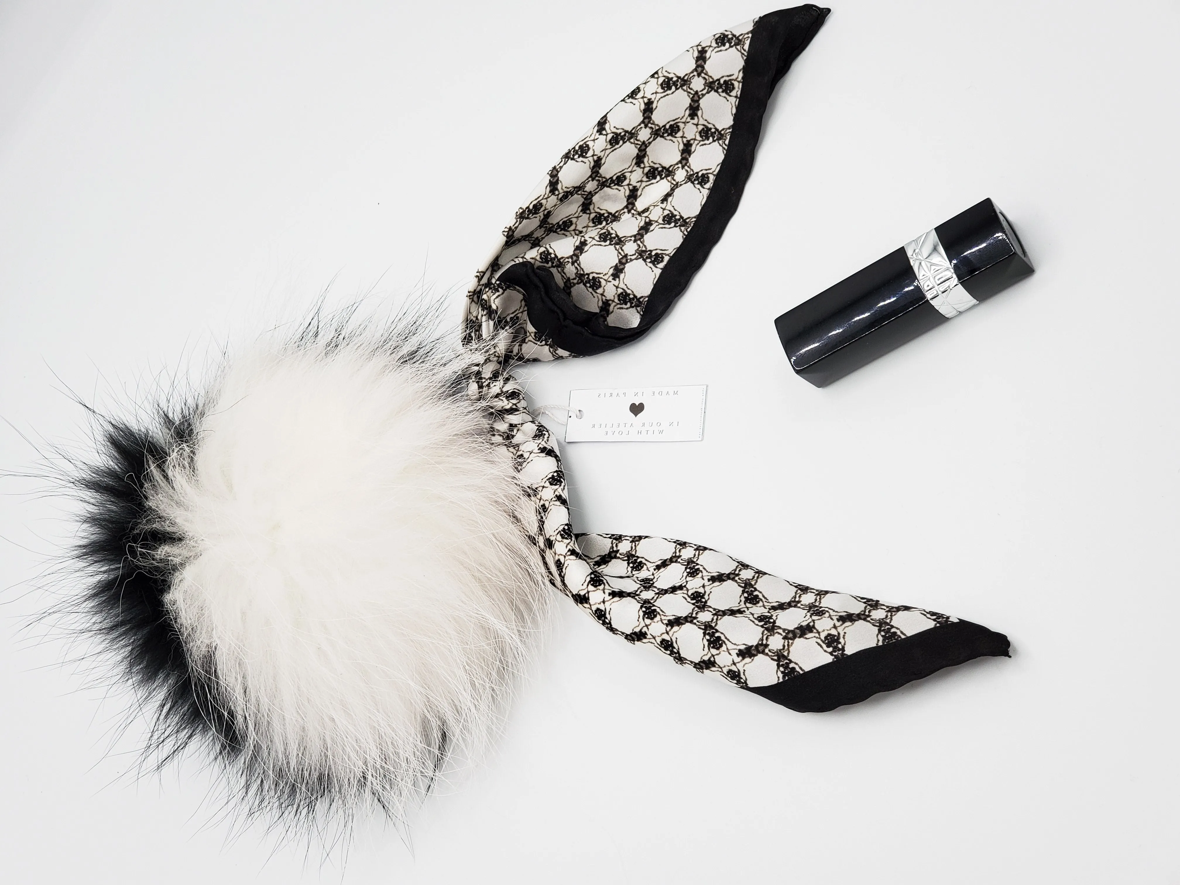 Bug White Fox Fur Key Ring