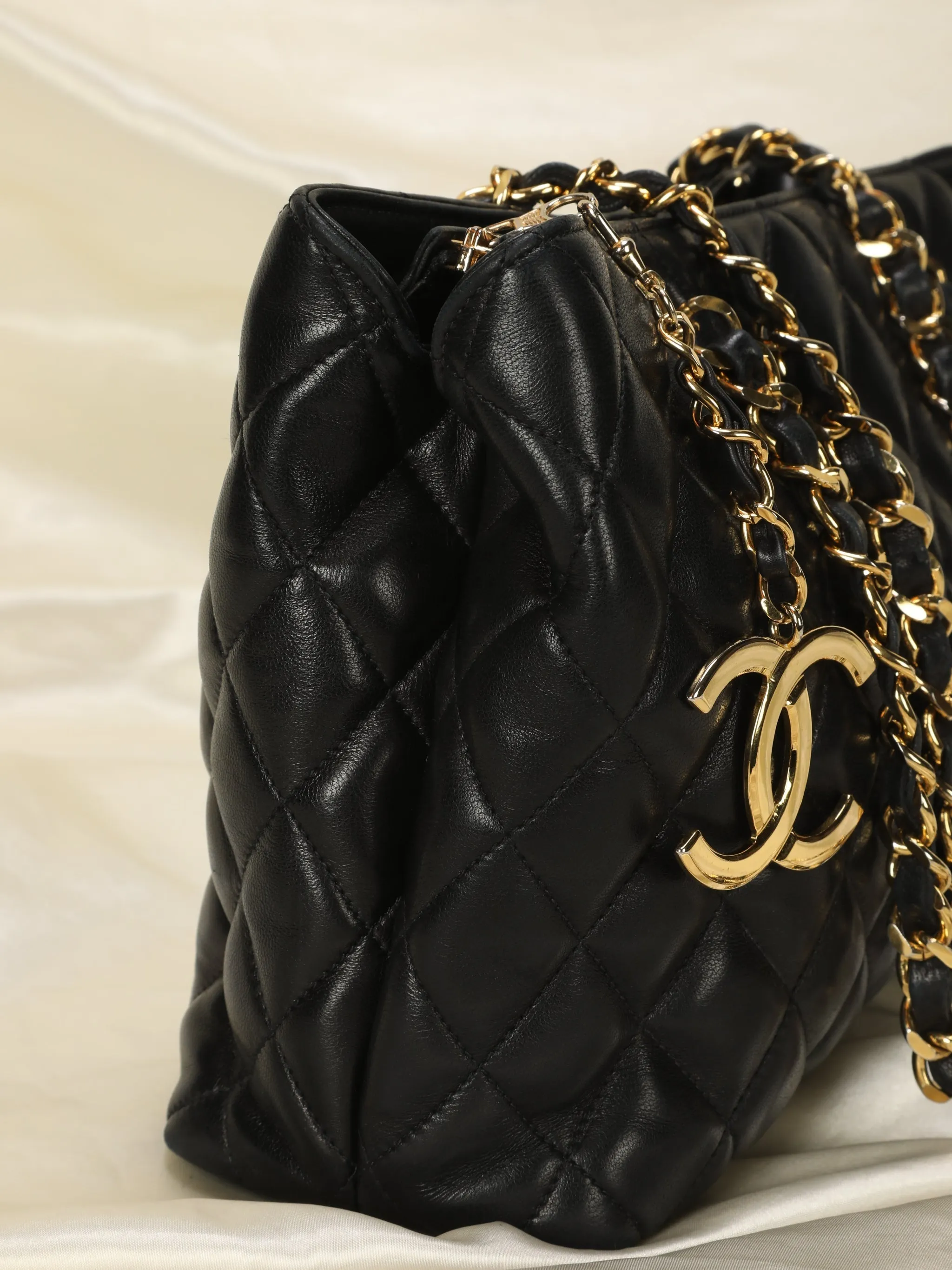 CL Lambskin Quilted Chain Shopper Tote