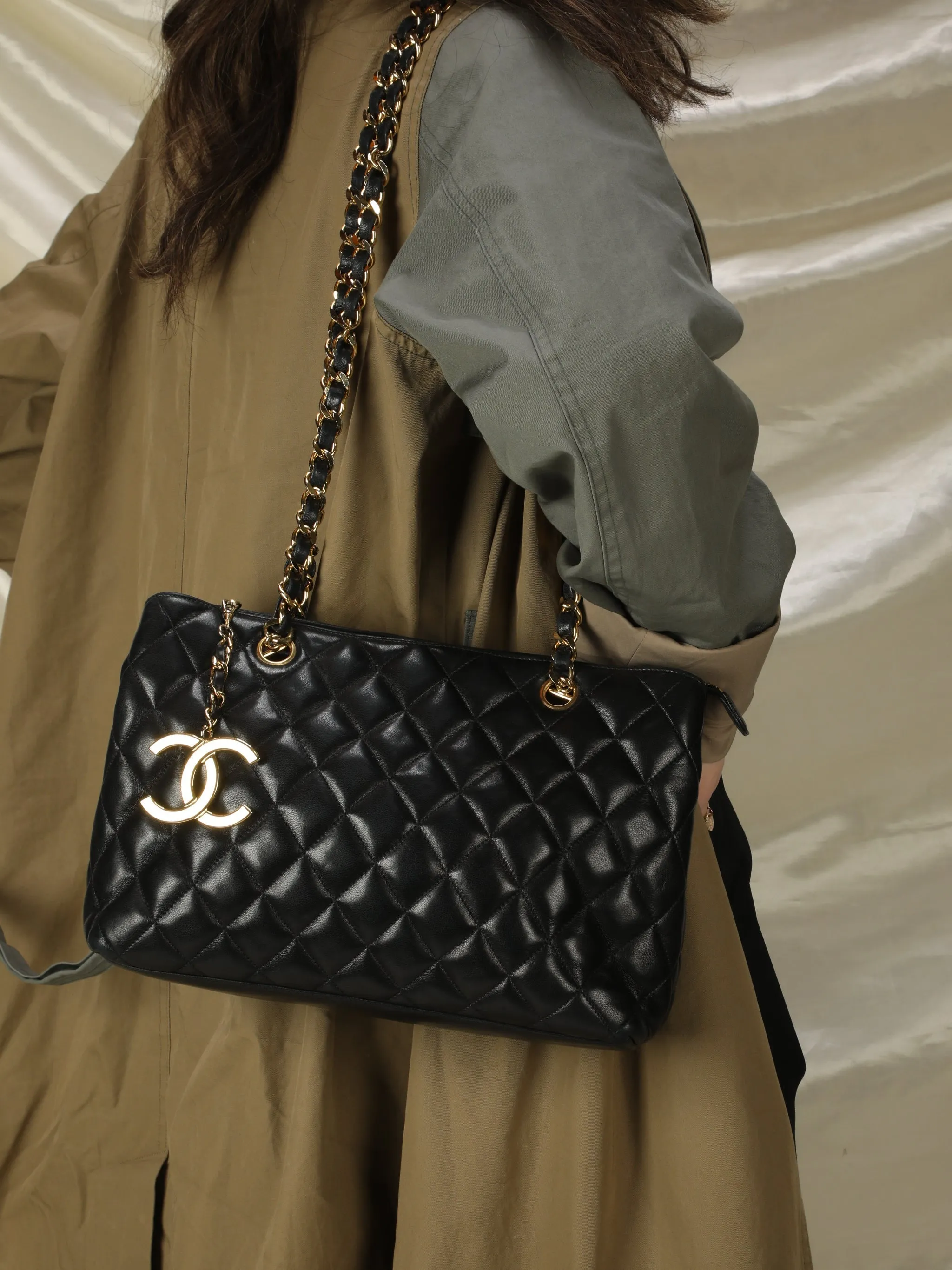 CL Lambskin Quilted Chain Shopper Tote